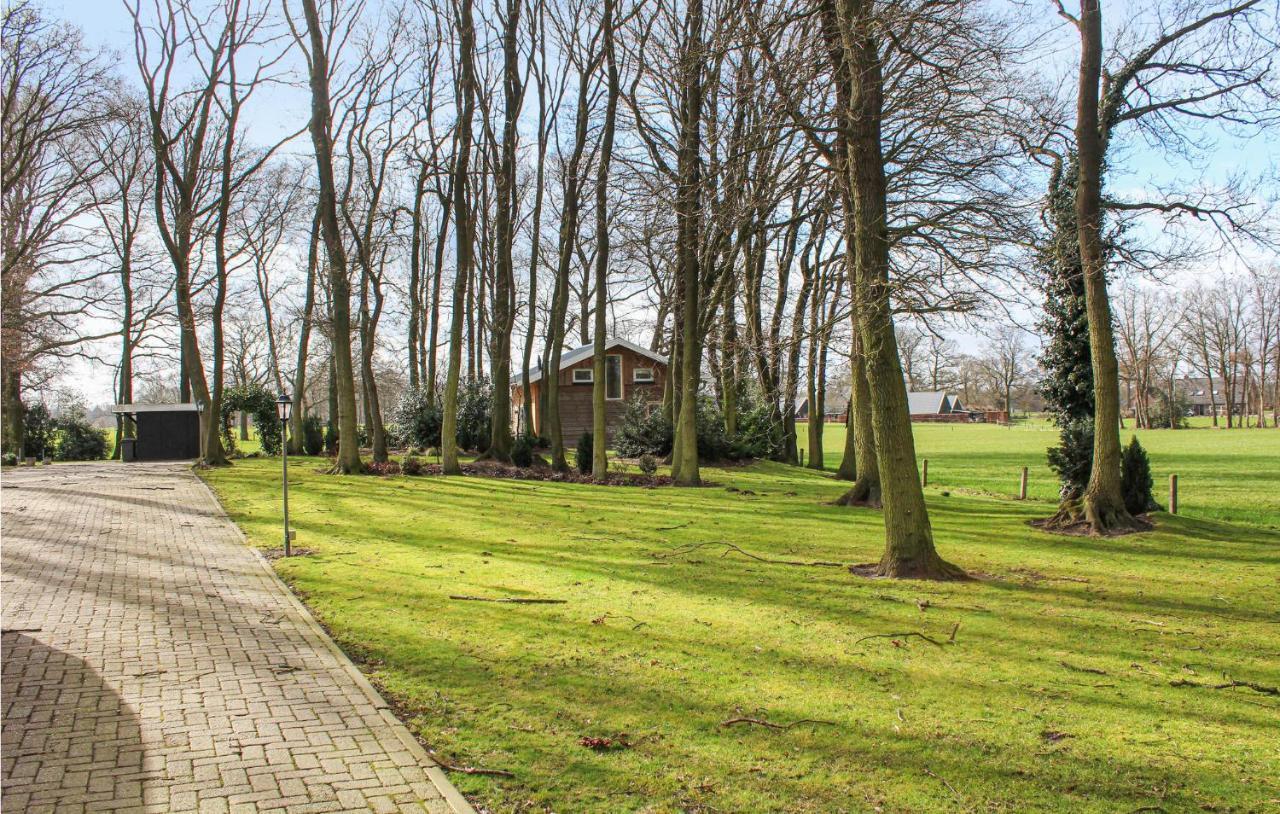 Weleveld 2 Bedroom Nice Home In Bornerbroek מראה חיצוני תמונה